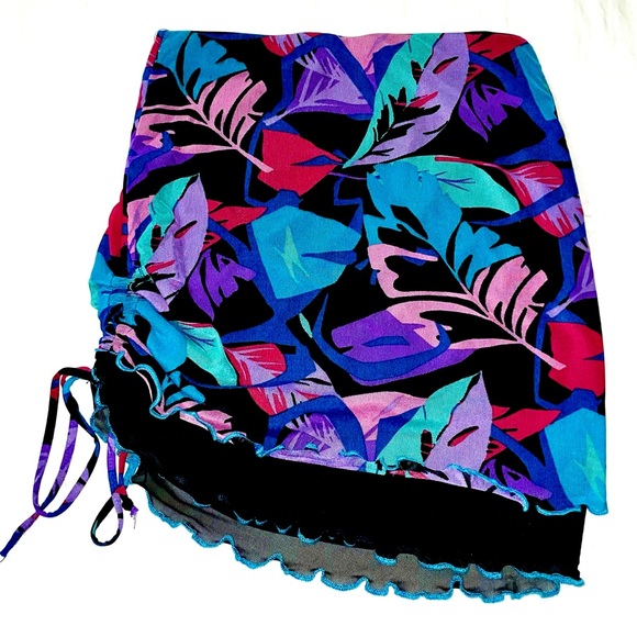 *Never worn*NWOT* Wild Fable multicolor 80s style mesh fitted mini skirt size XS - Picture 4 of 5